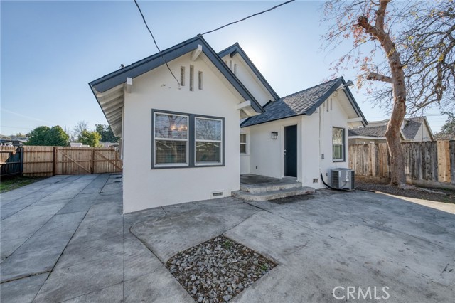 Detail Gallery Image 39 of 41 For 701 E Clinton, Fresno,  CA 93704 - 3 Beds | 1 Baths