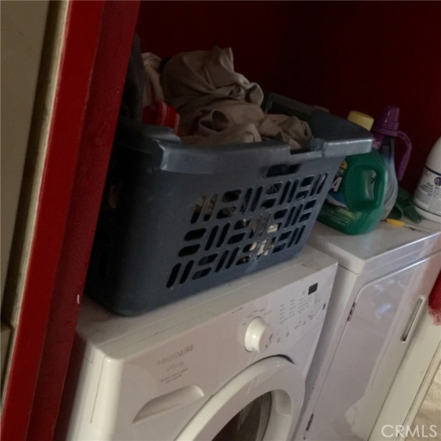 20688 Telford Ave, Perris CA: https://media.crmls.org/medias/042db763-86c5-441d-aafd-d13608c1c5ca.jpg