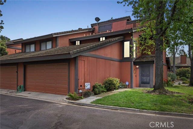 Detail Gallery Image 2 of 65 For 152 Cedar Creek, San Dimas,  CA 91773 - 2 Beds | 3 Baths