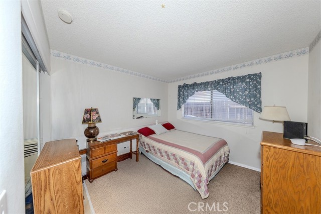 Image 12 of 27 For 19701 Dunsmuir Plaza