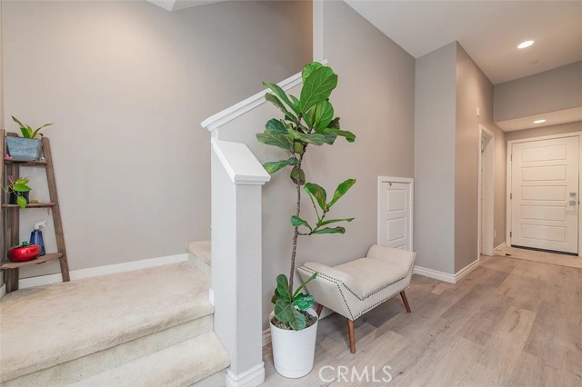 Detail Gallery Image 3 of 25 For 118 Cadence, Irvine,  CA 92618 - 3 Beds | 3/1 Baths