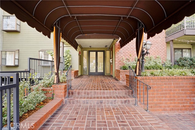 Detail Gallery Image 2 of 40 For 330 Cordova St #155,  Pasadena,  CA 91101 - 2 Beds | 2 Baths