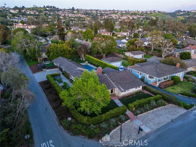 2400 Chelsea Road, Palos Verdes Estates, California 90274, 5 Bedrooms Bedrooms, ,3 BathroomsBathrooms,Residential,Sold,Chelsea,SB23068322