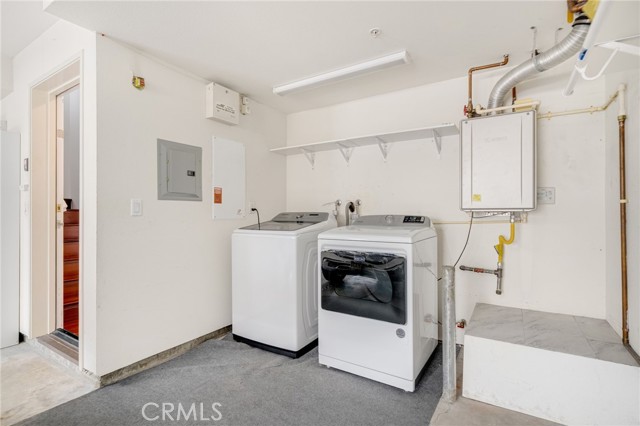 3411 S Main Street, Santa Ana CA: https://media.crmls.org/medias/0430b8f2-f583-4660-bd98-f6a9c952a576.jpg