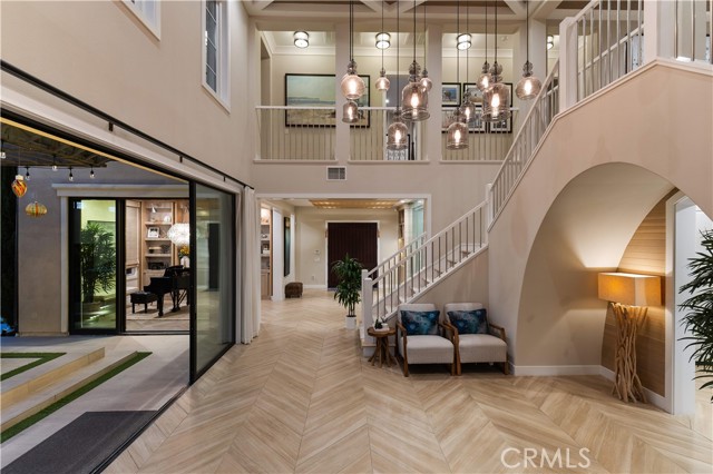 Detail Gallery Image 28 of 71 For 100 Boulder Pass, Irvine,  CA 92602 - 5 Beds | 5/1 Baths