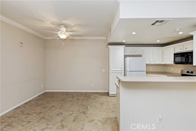 31387 Taylor Lane, Temecula CA: https://media.crmls.org/medias/04315e8e-e8bf-49ae-8349-ba2dde1028cd.jpg