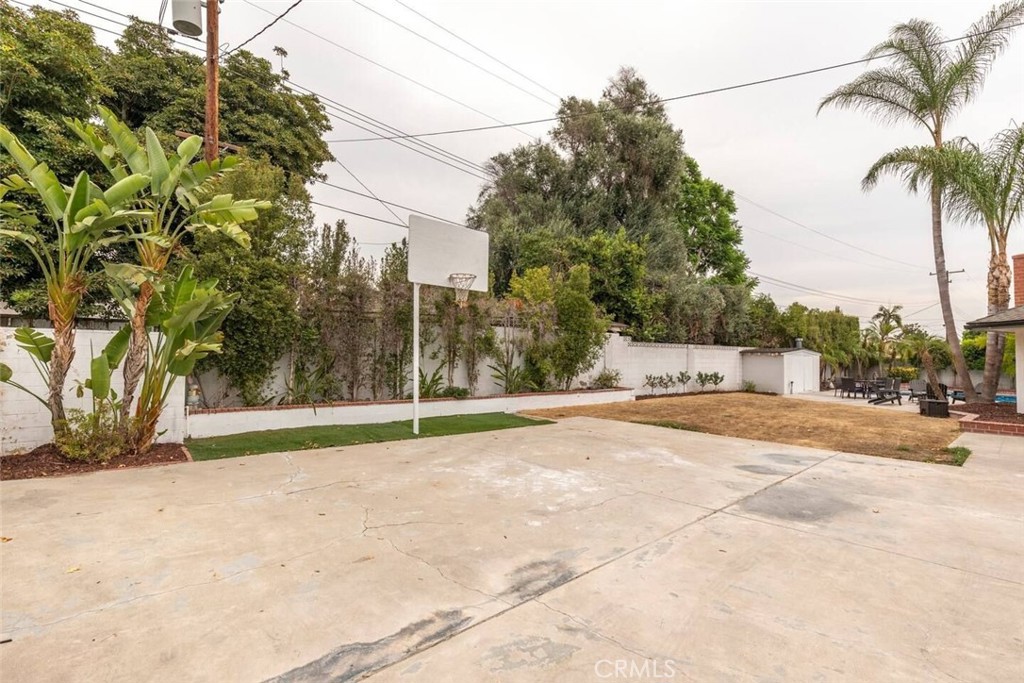 MLS #OC26110968 image #30