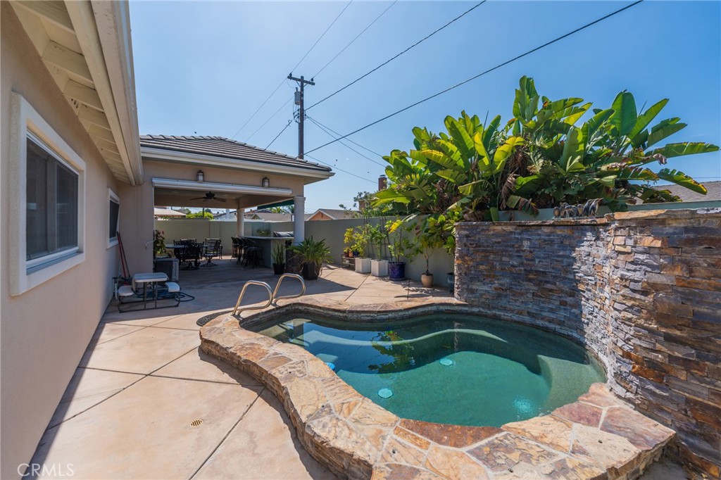 MLS #OC26158759 image #30