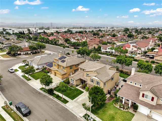 13576 Oxford Ct, Chino CA: https://media.crmls.org/medias/04320c36-93df-441d-87cc-ca62132b6b37.jpg