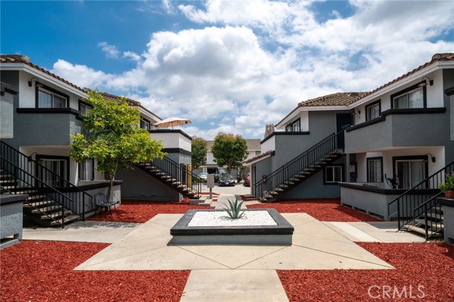 Front Image Thumbnail for CRNP26231116