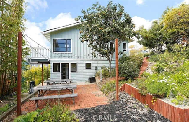 Detail Gallery Image 2 of 34 For 394 Moss St, Laguna Beach,  CA 92651 - 3 Beds | 2/1 Baths