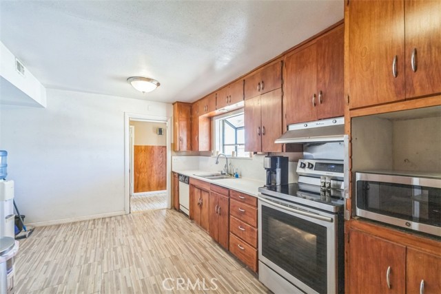 Image 7 of 16 For 533 Park Avenue