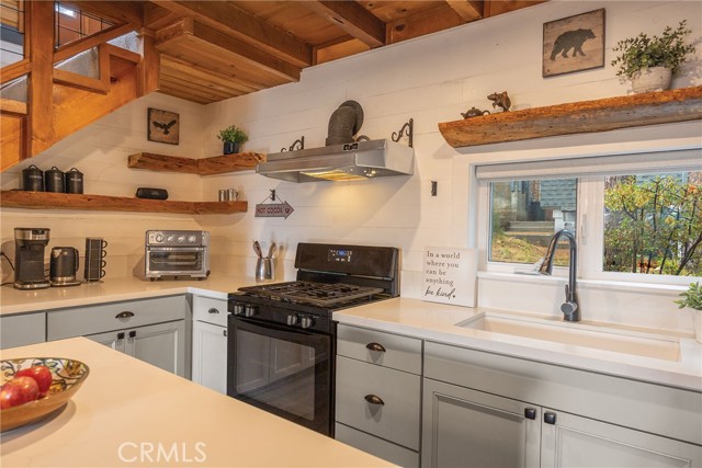 40189 Mahanoy Lane, Big Bear Lake, CA 92315