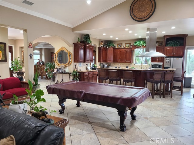 Detail Gallery Image 5 of 15 For 6116 Chadbourne Ave, Riverside,  CA 92505 - 4 Beds | 4 Baths
