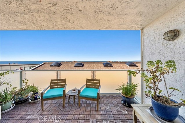 615 Esplanade, Redondo Beach CA: https://media.crmls.org/medias/04346ecf-5993-43f4-a44d-836419ddbf54.jpg