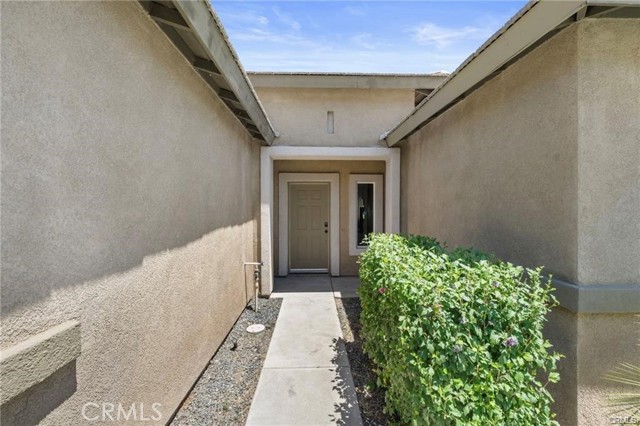 1037 Charles Street, Banning CA: https://media.crmls.org/medias/0435682d-78ea-4a01-af6d-2115b0ee4da4.jpg