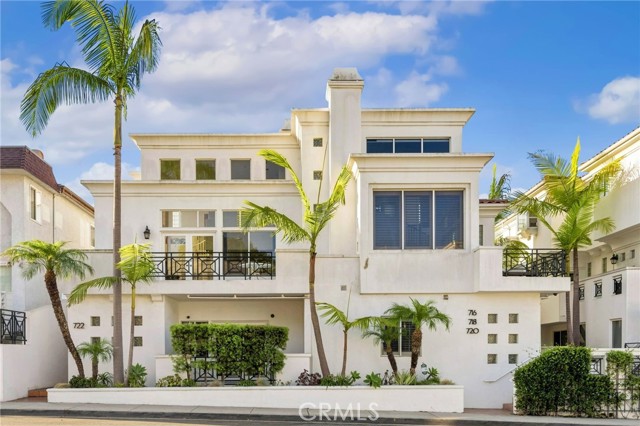 716 Manhattan Beach Boulevard, Manhattan Beach, California 90266, 3 Bedrooms Bedrooms, 0 ,3 BathroomsBathrooms,Residential,For Sale,Manhattan Beach,0,PF26179863