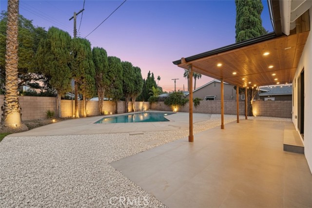 Detail Gallery Image 20 of 28 For 13433 Ebell St, Panorama City,  CA 91402 - 5 Beds | 4 Baths