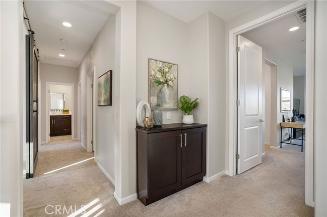 25140 Golden Maple Drive, Canyon Country CA: https://media.crmls.org/medias/04367c32-eca3-40c0-a6fa-07662c4e7766.jpg