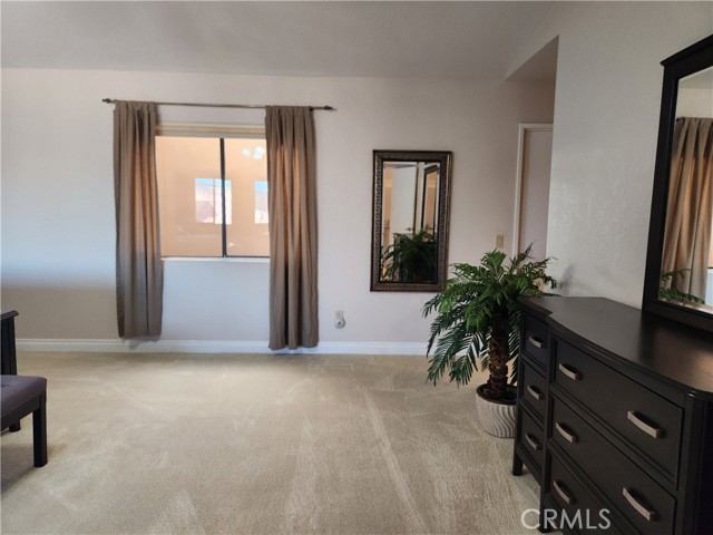 Image 27 of 43 For 41786 Woodhaven Drive