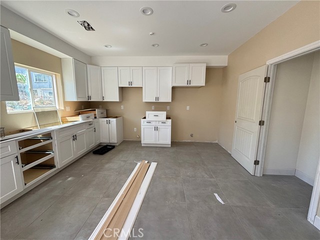 Detail Gallery Image 11 of 11 For 566 N Marvin, San Bernardino,  CA 92410 - 4 Beds | 2/1 Baths