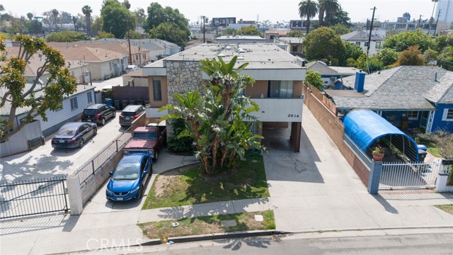 Detail Gallery Image 8 of 8 For 2614 S Garth Ave, Los Angeles,  CA 90034 - 13 Beds | 8 Baths
