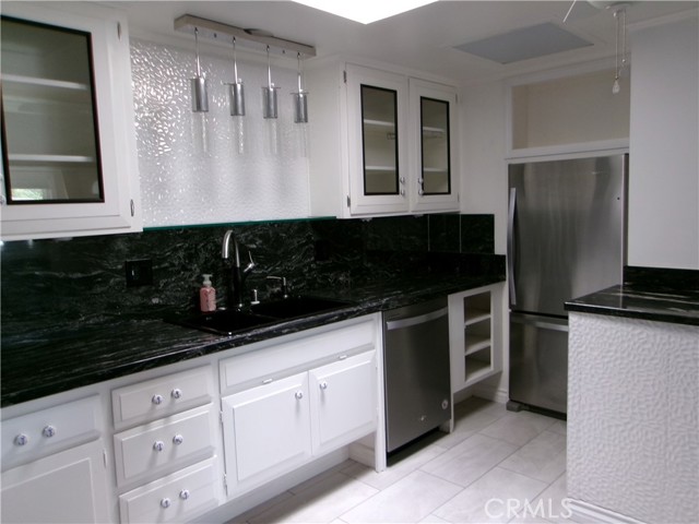13121 Del Monte Dr., M11-283B, Seal Beach CA: https://media.crmls.org/medias/04386699-e8eb-4985-a54c-2ac7ed722d87.jpg