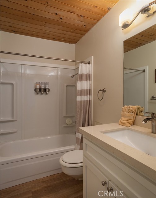517 Brentwood, Lake Arrowhead, CA 92352