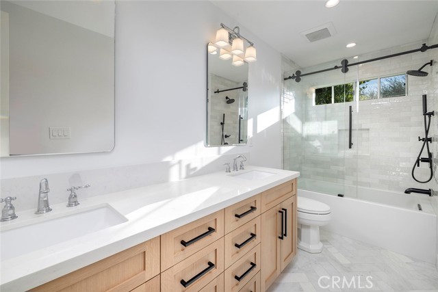 upstairs hallway bath
