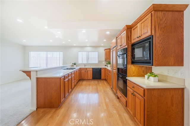 27659 Flaming Arrow Drive, Rancho Palos Verdes CA: https://media.crmls.org/medias/0438cb62-21eb-49e2-87aa-87ceb8c7576e.jpg