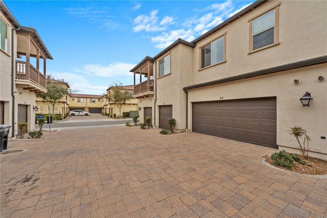 Detail Gallery Image 37 of 44 For 2848 E Berry Loop Privado #52,  Ontario,  CA 91761 - 3 Beds | 2/1 Baths