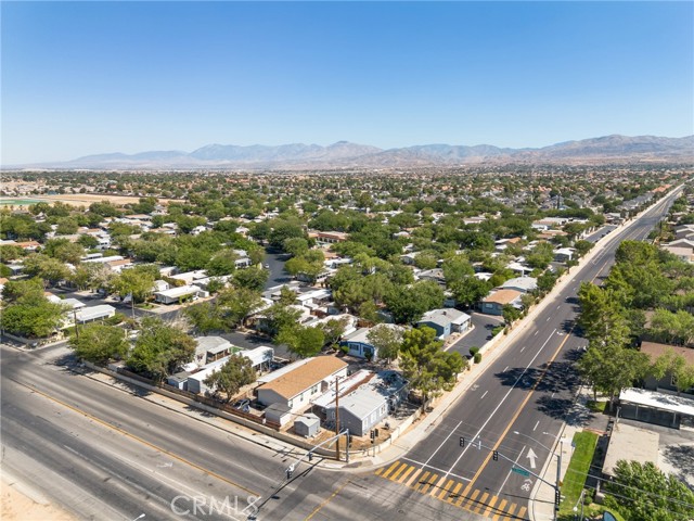 3524 East Avenue, Palmdale CA: https://media.crmls.org/medias/04398680-783d-4e1a-a3a0-61b37966f1ed.jpg