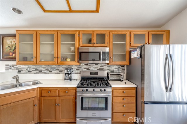 Detail Gallery Image 6 of 26 For 12709 Gaines, Victorville,  CA 92392 - 3 Beds | 2 Baths