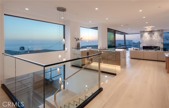316 32nd Street, Manhattan Beach CA: https://media.crmls.org/medias/043b0a44-a058-4dec-9265-ffe1596b59a5.jpg