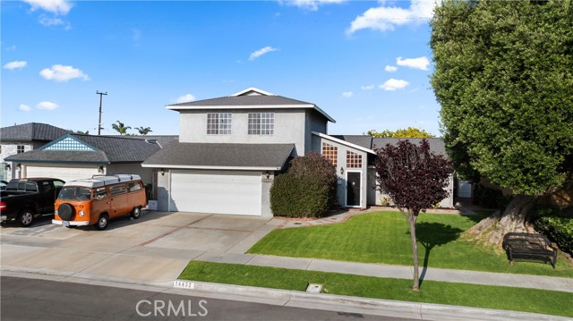 14432 Elmhurst Cir, Huntington Beach CA: https://media.crmls.org/medias/043b3884-e088-4a07-b2f5-8b8ff25965da.jpg