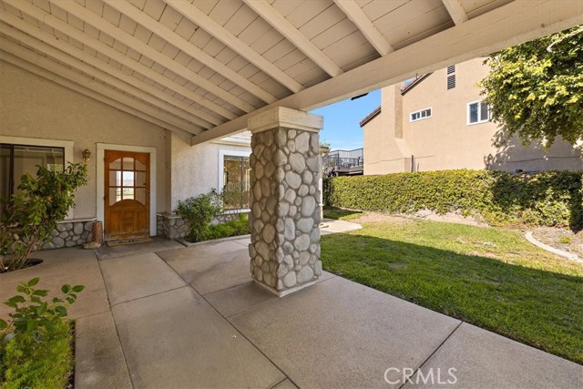 524 Topside Place, Diamond Bar CA: https://media.crmls.org/medias/043cdf9e-562c-4ab6-9012-9b2c6e100254.jpg