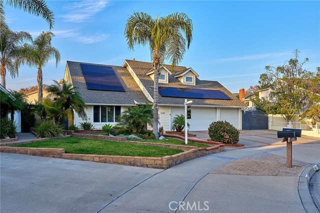 Detail Gallery Image 2 of 46 For 1591 W Tedmar Ave, Anaheim,  CA 92802 - 5 Beds | 2/1 Baths
