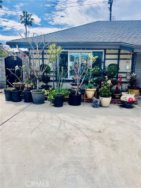 1880 Plaza Serena, Ontario CA: https://media.crmls.org/medias/043d2087-9c30-43e0-88df-ddc445dc0e5a.jpg