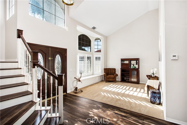 Detail Gallery Image 9 of 56 For 30248 White Wake, Canyon Lake,  CA 92587 - 3 Beds | 2/1 Baths