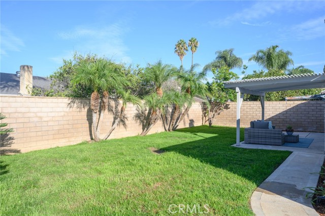 Detail Gallery Image 30 of 32 For 1384 Emerald St, Corona,  CA 92882 - 3 Beds | 2 Baths