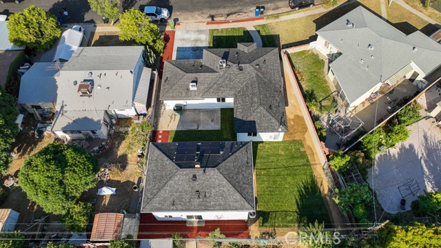 7719 Nestle Avenue, Reseda CA: https://media.crmls.org/medias/0440bad4-fdf8-4ace-a9e2-a9759dbe408d.jpg