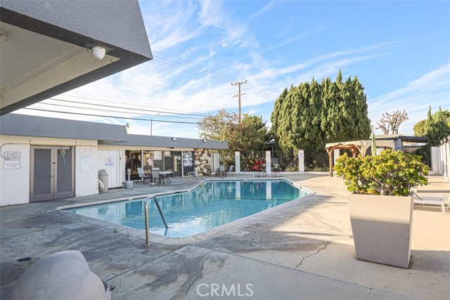 Detail Gallery Image 14 of 18 For 14272 Hoover St #10,  Westminster,  CA 92683 - 3 Beds | 2 Baths