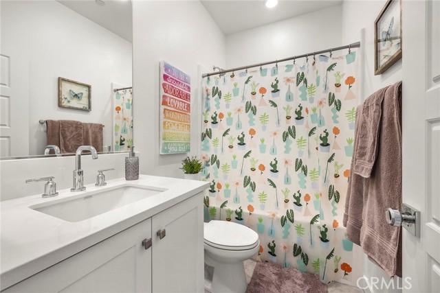 Detail Gallery Image 24 of 29 For 220 Siena, Lake Forest,  CA 92630 - 3 Beds | 3/1 Baths