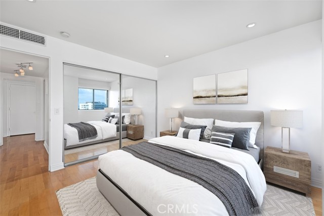 Detail Gallery Image 18 of 30 For 10701 Wilshire Blvd #1501,  Los Angeles,  CA 90024 - 2 Beds | 2 Baths