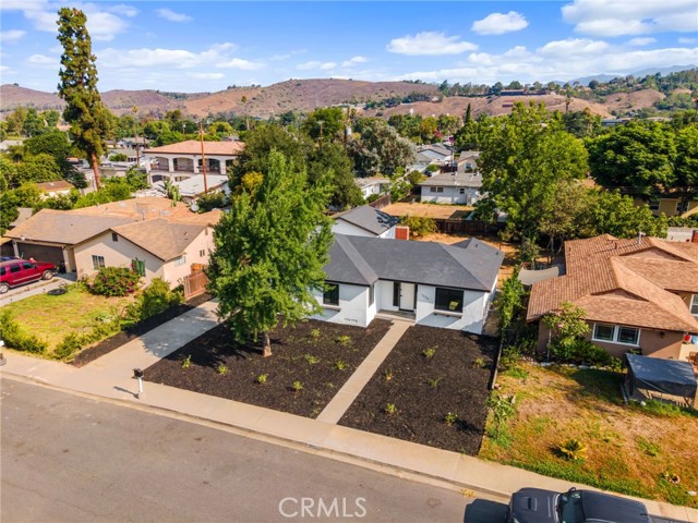 Detail Gallery Image 5 of 42 For 1433 Ashport St, Pomona,  CA 91768 - 3 Beds | 2 Baths