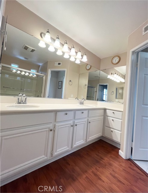 Detail Gallery Image 16 of 17 For 52 Danbury Ln, Irvine,  CA 92618 - 3 Beds | 2/1 Baths