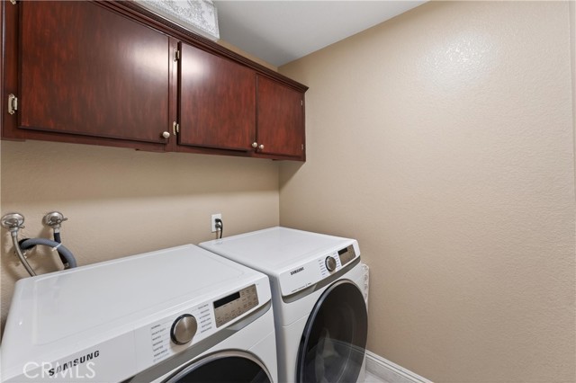 Detail Gallery Image 21 of 39 For 15552 Caravelle, Fontana,  CA 92336 - 4 Beds | 2/1 Baths