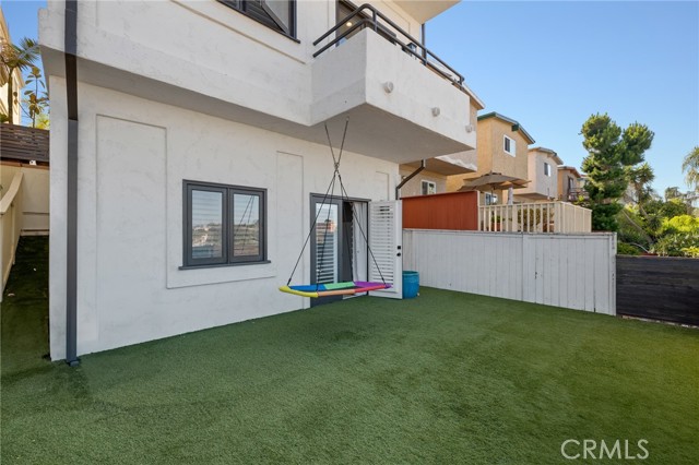1722 Harper Avenue, Redondo Beach CA: https://media.crmls.org/medias/0442bf96-de67-43d3-a99e-1157d8c61253.jpg