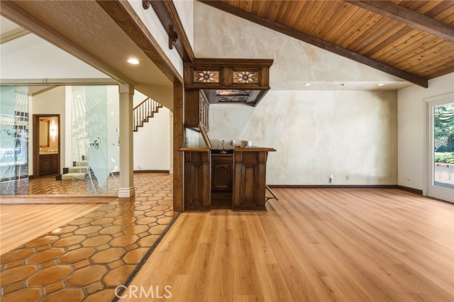 22231 Romar Street photo 11