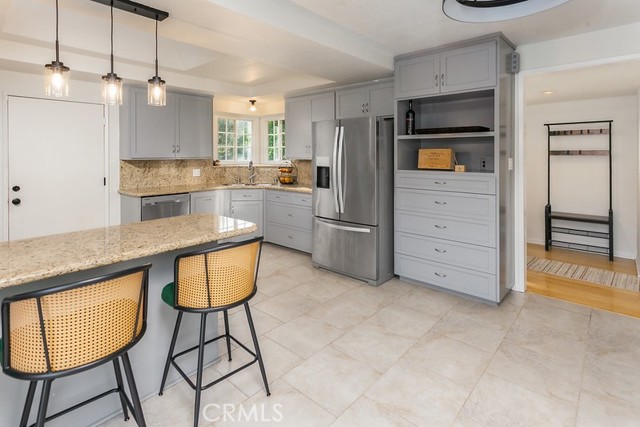 8398 Shoup Avenue, West Hills CA: https://media.crmls.org/medias/0443a5a4-cea1-4116-9269-e9d49f3ffb71.jpg
